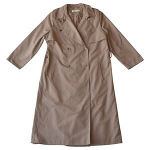 Vintage 70s Trench Coat Made in Hong Kong Size 8 | Taupe Raincoat